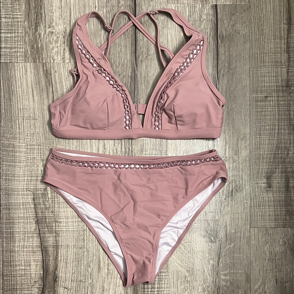 Cupshe Mauve Bikini Set with Crisscross Detail